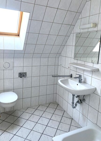 Gemütliche 3-Zimmer-Wohnung im Dachgeschoss